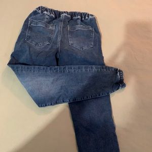 AE JEAN JOGGERS
